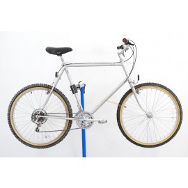 1986 Specialized Stumpjumper Mountain Bicycle 24"