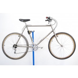 1982 Specialized Stump Jumper Mountain Bicycle 22"